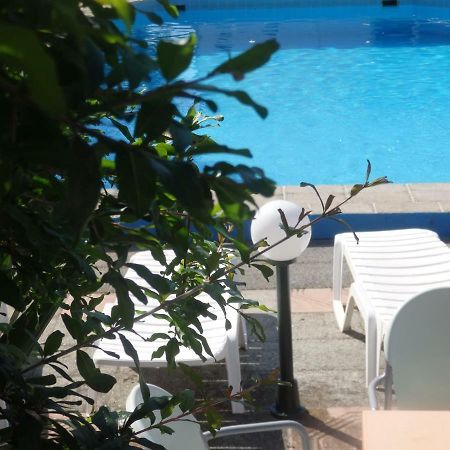 George Apartments Kallithea  Buitenkant foto